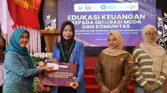 Hesti Haris Gelar Edukasi Investasi Cerdas, Ingatkan Generasi Muda Jambi Bahaya Pinjol
